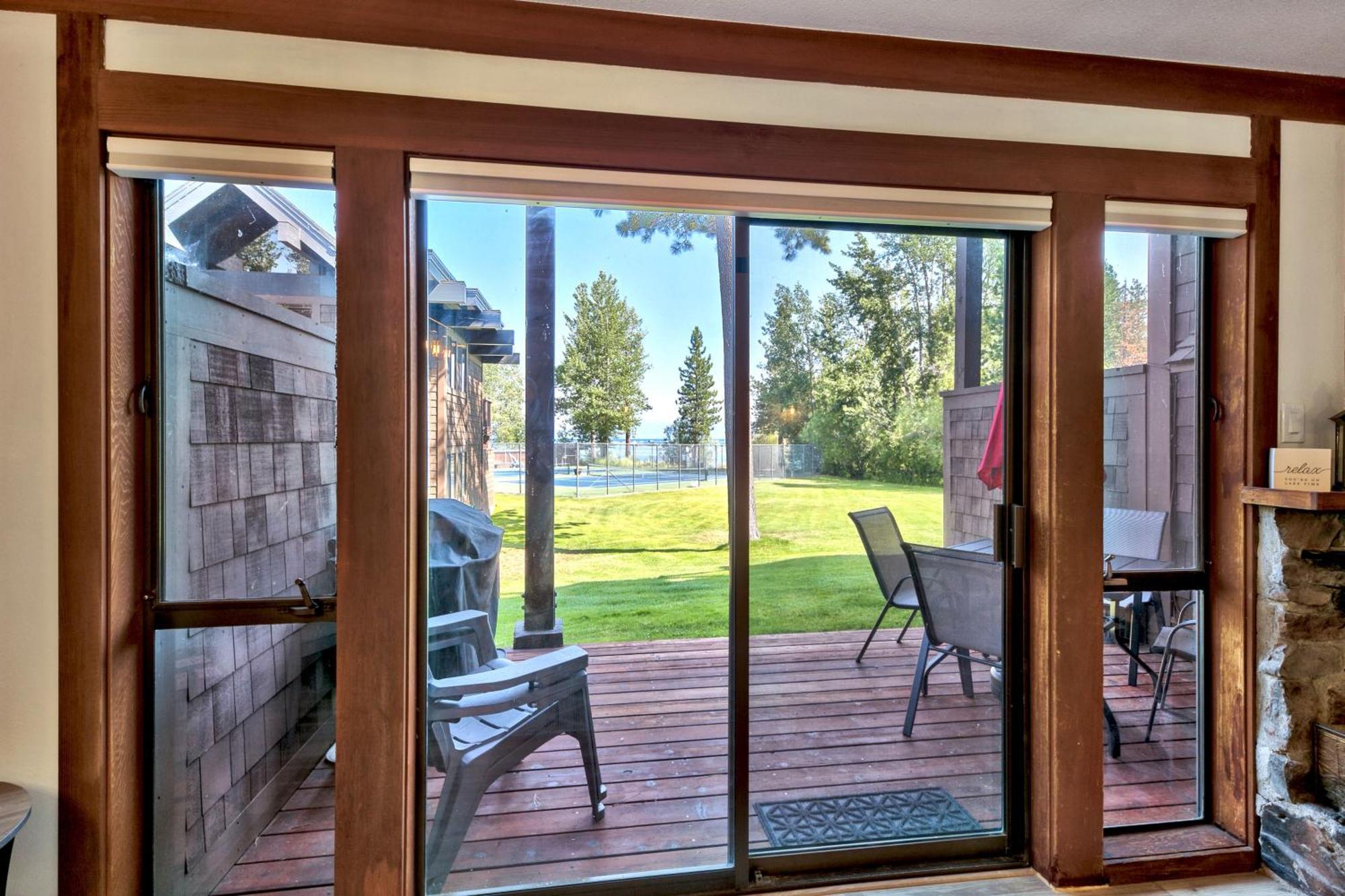 Beautiful Remodeled Condo In Тахо-Сити Экстерьер фото